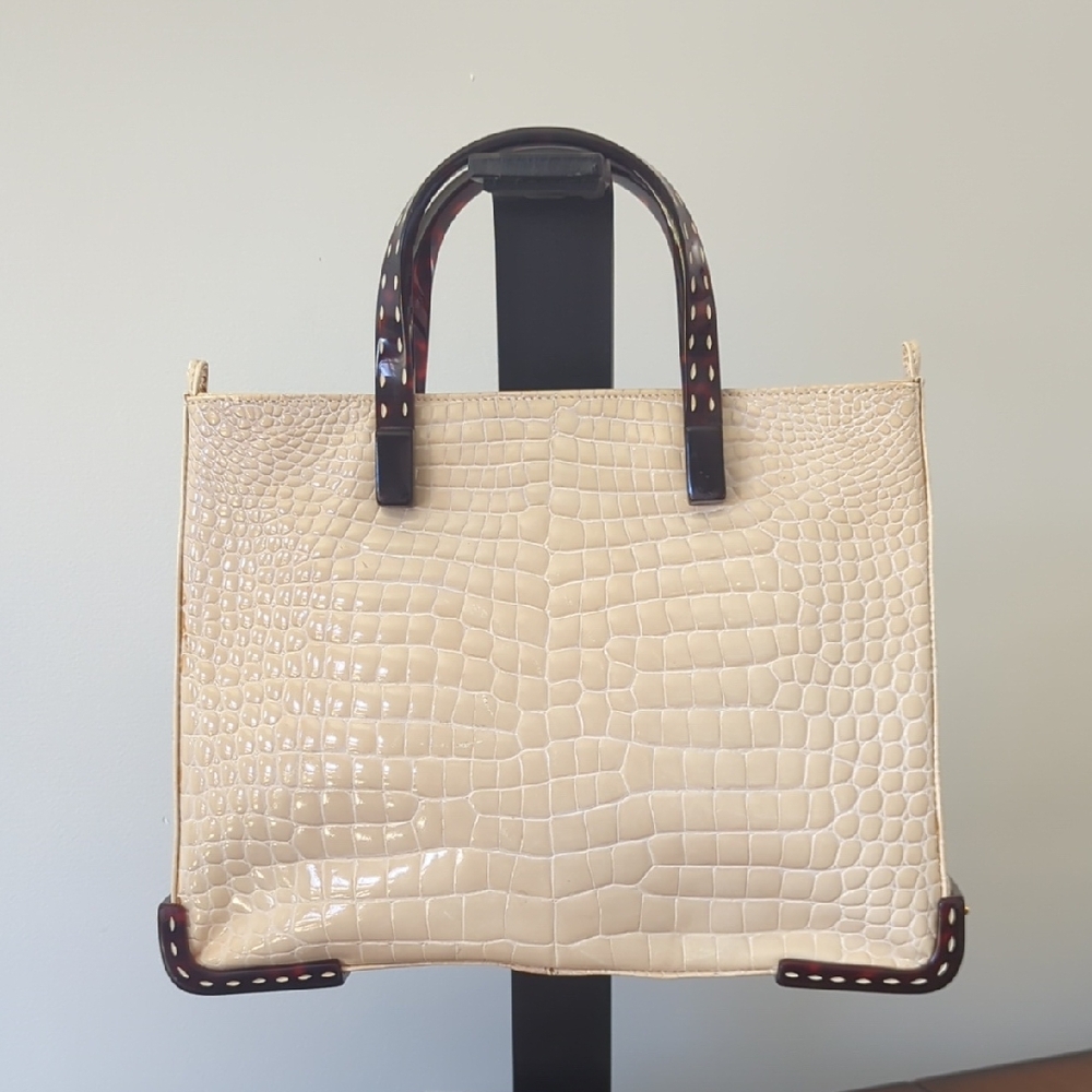 Elegant Cream Crocodile-Embossed Tote Bag